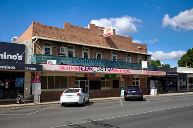 Emerald Hotel & Smokehouse