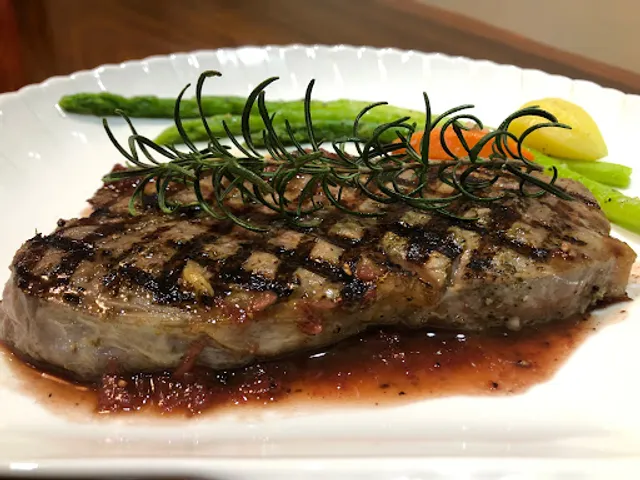 Lò Bê Thui Hồng Cảnh