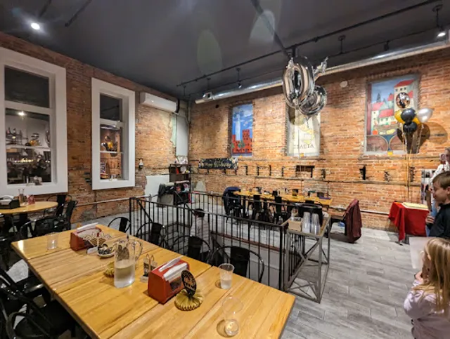 Cugini Italian Cafe & Market