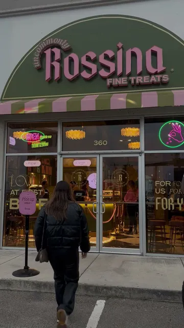 Uncommonly Rossina Cafe