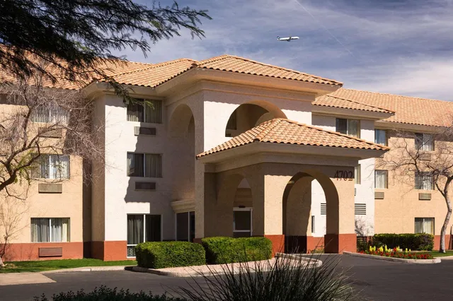 Country Inn & Suites by Radisson, Phoenix Airport, AZ