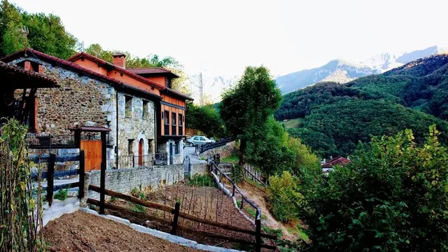 Apartamentos Rurales La Prida