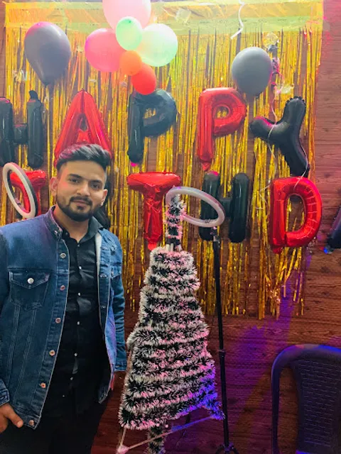 MG The Restaurent & Cafe