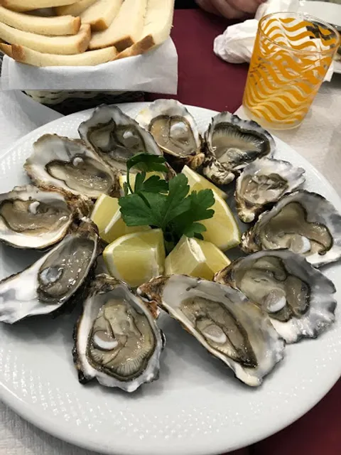 Sandro pescheria, gastronomia d’asporto, osteria