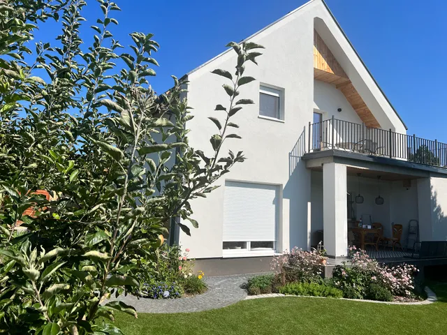 Neon Apartman Csopak Balaton