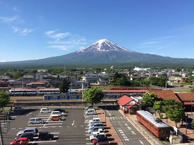 Kawaguchiko Station Inn