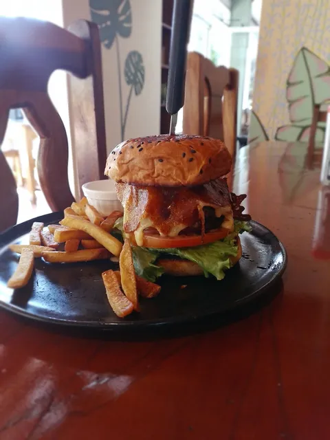 Clouds and Coffee Restaurante & Pizzería