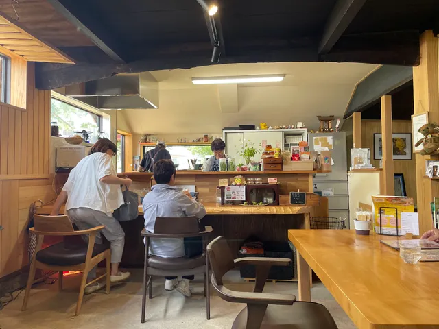 穏Caféあたたかい木