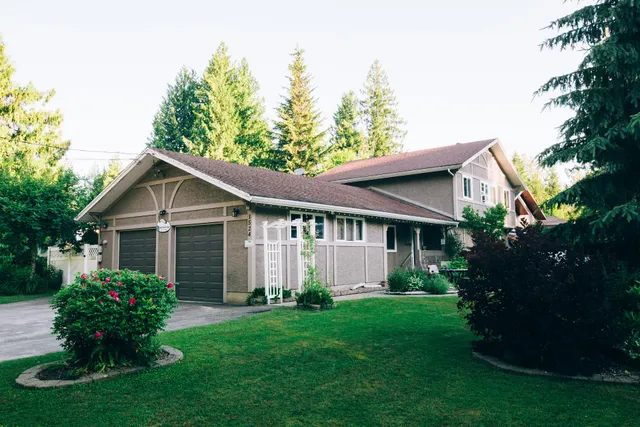 Alpenrose Bed and Breakfast Revelstoke