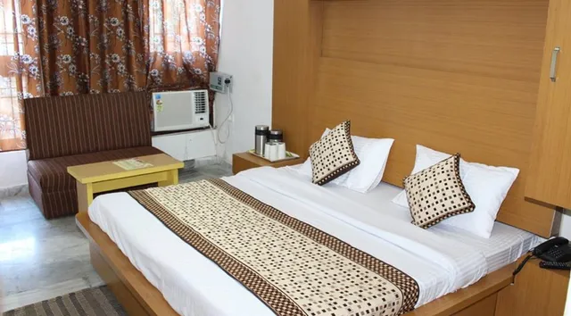 Hotel AAA Continental