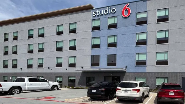 Studio 6 Dallas, TX - Fair Park