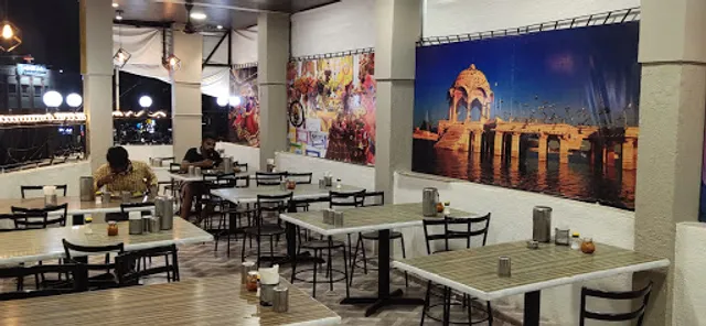 Om Pure Veg Rajasthani Gujarati Spl. Thali