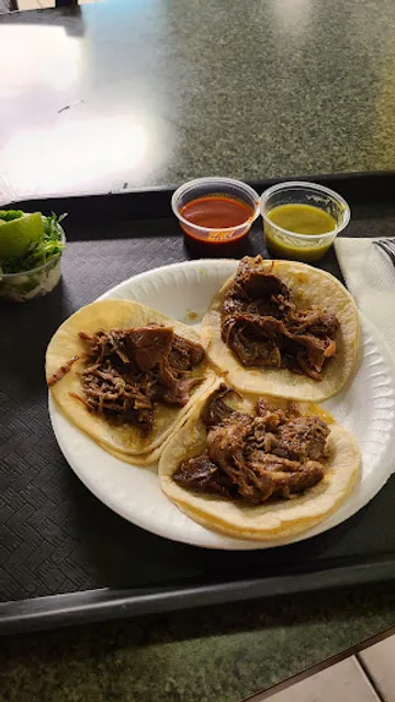 Barbacoa Carnitas