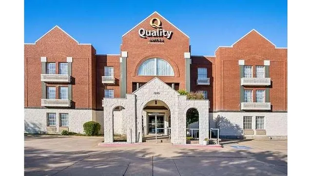 Quality Suites Irving-Las Colinas