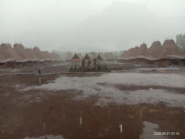 Gurusina traditional village