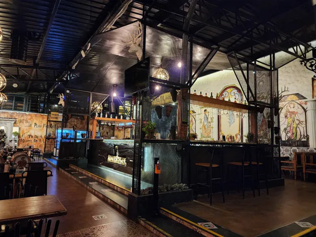 ShakesBierre by boche- Brewpub & Club