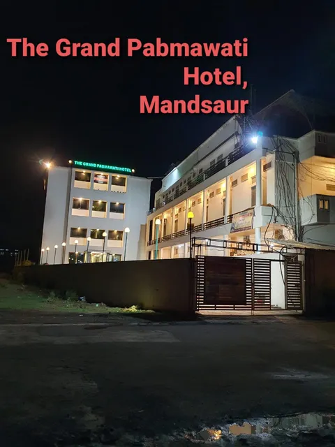 Padmawati hotel & resort