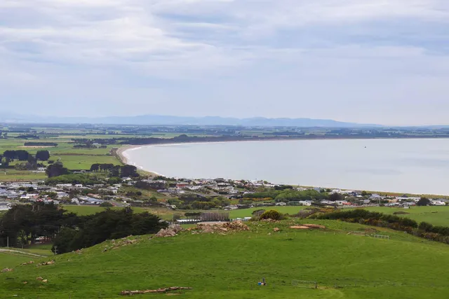 Mores Scenic Reserve - Riverton