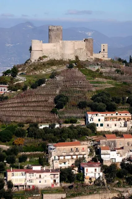 Castello di Lettere