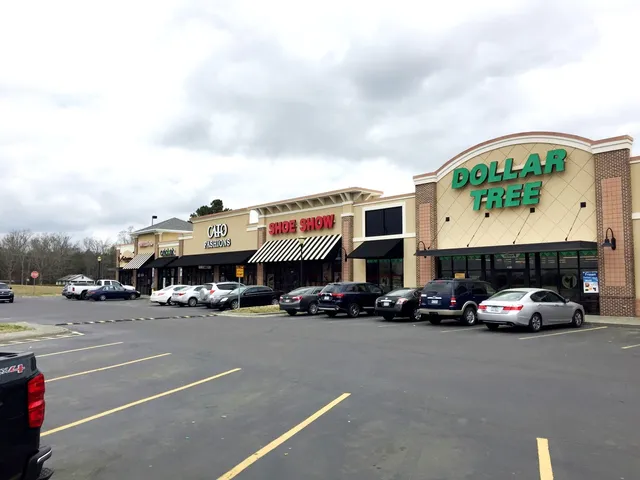Shoppes At Oxford