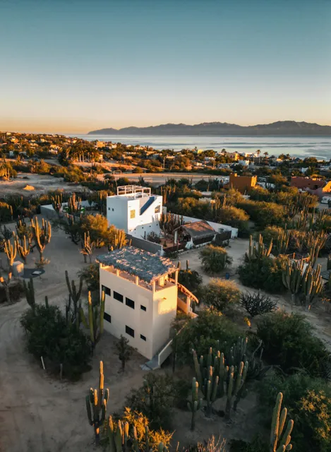 Cardón Alley Studios & RV Park