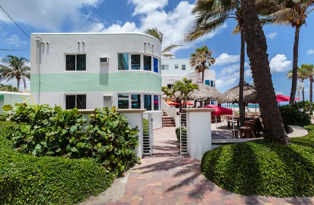 Walkabout Beach Resort