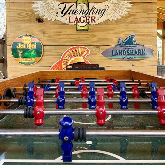 Mr. Stumpy's Axe Throwing & Beer Garden