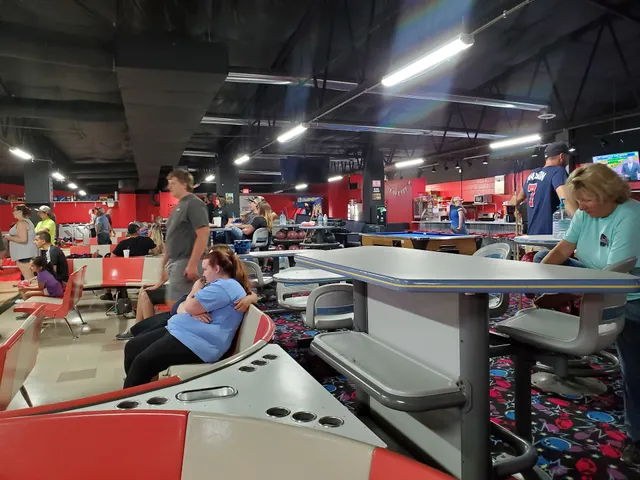 Woody's Bowling Center