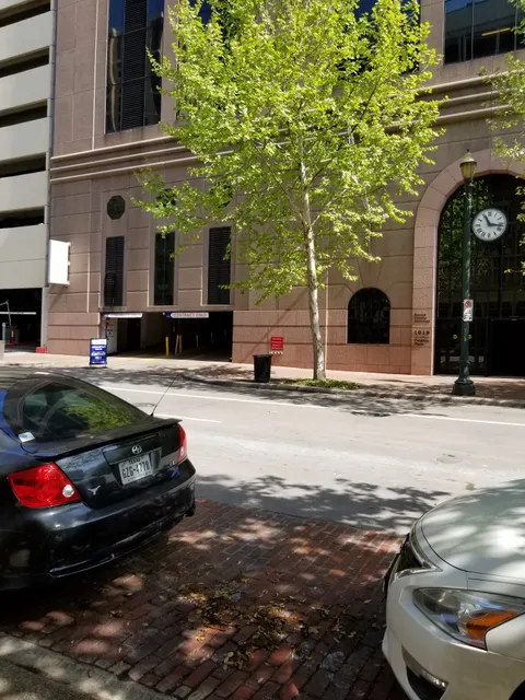 Harris County Robert W. Hainsworth Law Library