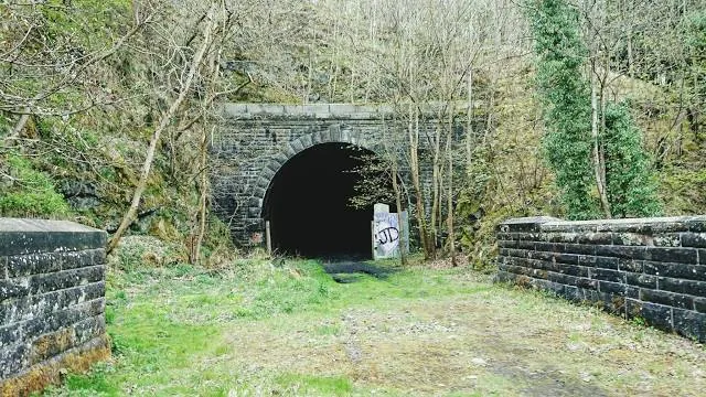Train Tunnel
