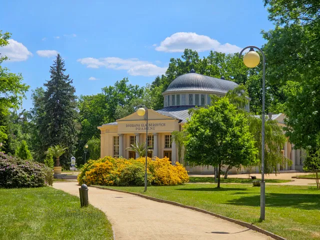 Sets Salt and Meadow Springs