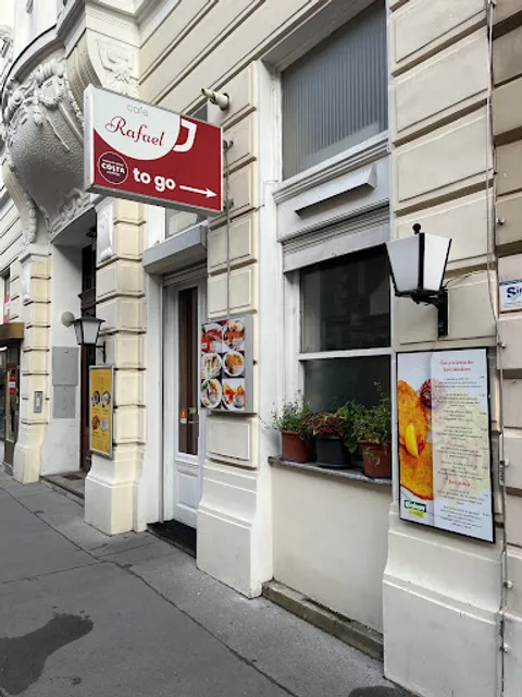 Stolichniy & Cafe Rafael