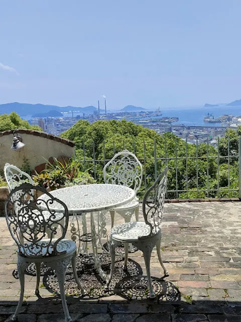 エムズダイニング