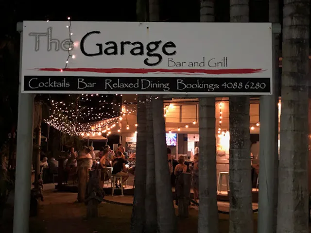 The Garage Bar & Brewhouse