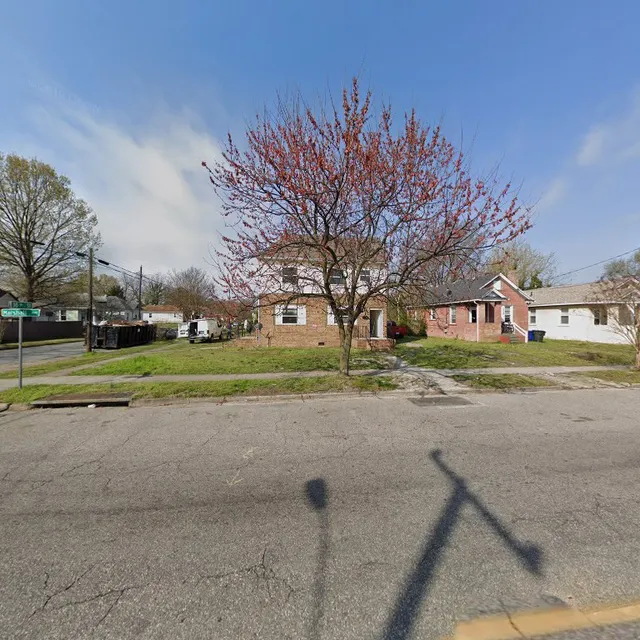 Essential Juice by Pink LLC