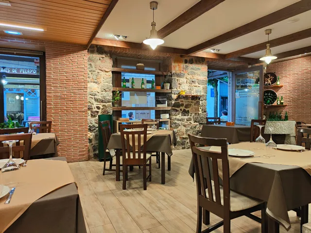 Sidreria Llantares de Pelayo - Cangas de Onis