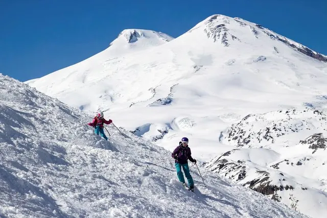 Gornolyzhnyy Kurort El'brus