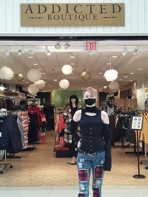 She Addicted Boutique