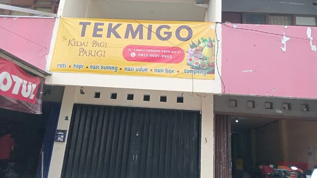 Tekmigo Resto (Nasi Uduk & Nasi Kuning)