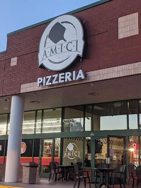 Amici Pizzeria