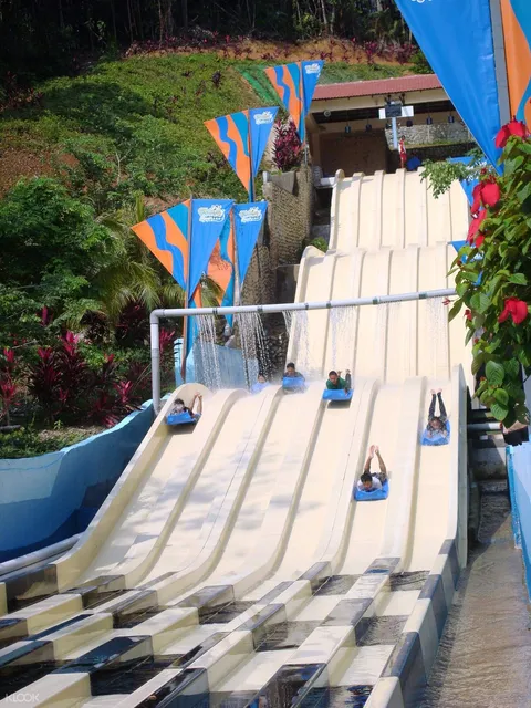 Bukit Gambang Water Park