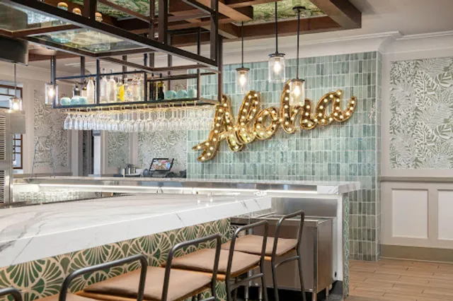 Tommy Bahama Restaurant & Bar