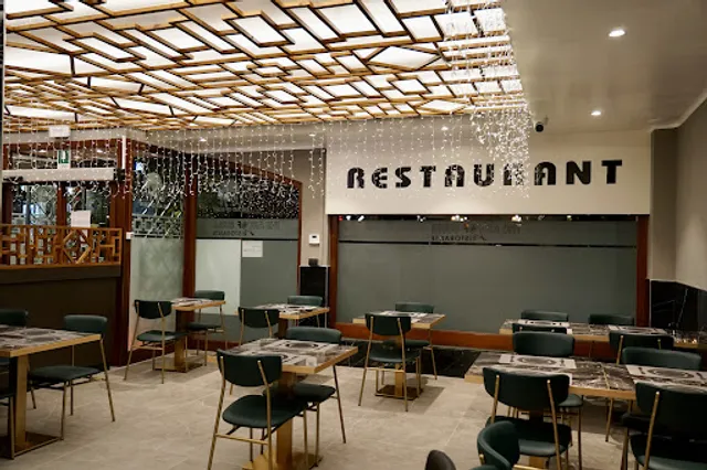 Ristorante 𝗬𝘂𝗺𝗶 𝗦𝘂𝘀𝗵𝗶 𝗔𝗹𝗴𝗵𝗲𝗿𝗼