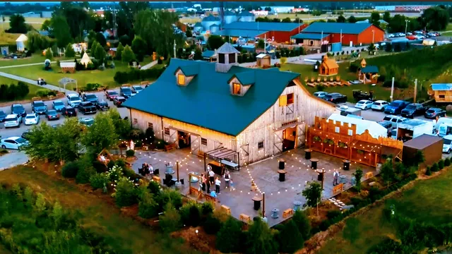 Siegel's Cottonwood Farm