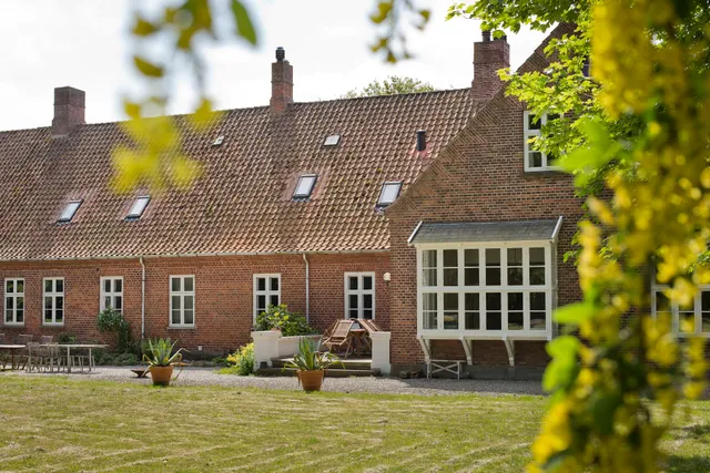 Bellinge House- Bed & Breakfast. Wellness & Detox Centre