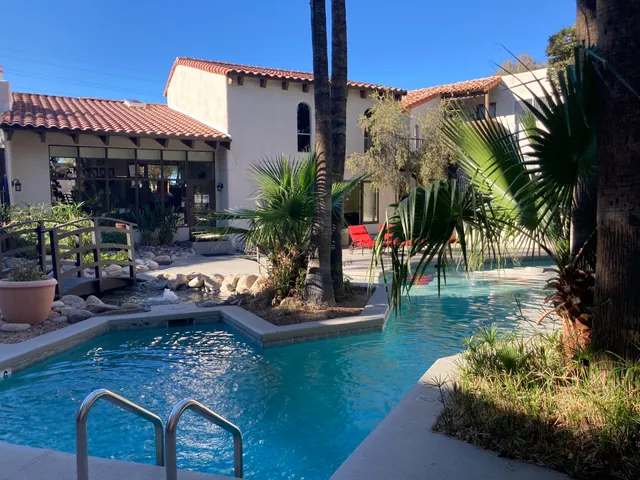 Casas Adobes Apartment Homes