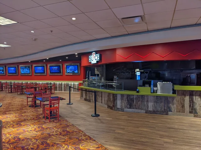Slice Pizzeria at Harrah's Hoosier Park