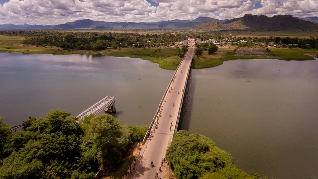 Bakili Muluzi Bridge