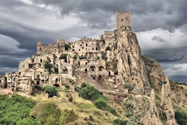 MEC | Museo Emozionale di Craco, presso il Convento di San Pietro