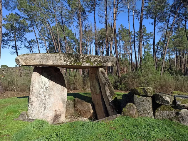 Anta do Penedo do Com